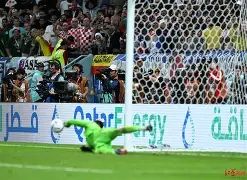 爱游戏体育-包含法国杯加时末段走向成谜，广厦男篮再遭质疑，媒体盛赞，细节决定成败的词条